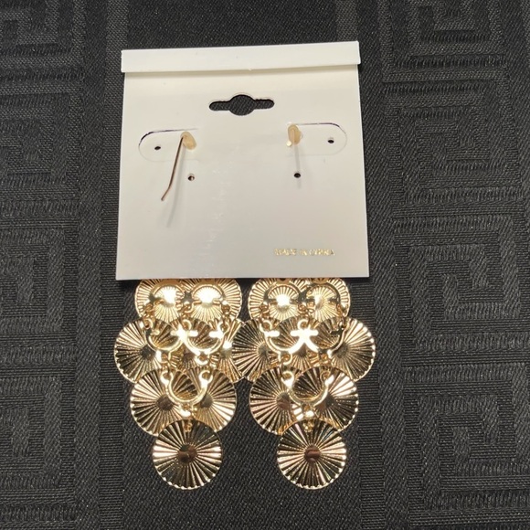 👋 3/$15 Fashion Earrings 💛✨💛 NWT - Picture 5 of 5